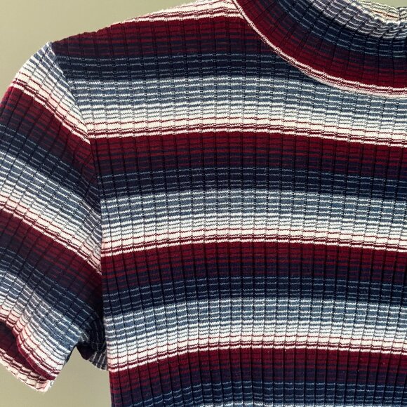 Vintage Mock Neck Striped Tee - Picture 2 of 6